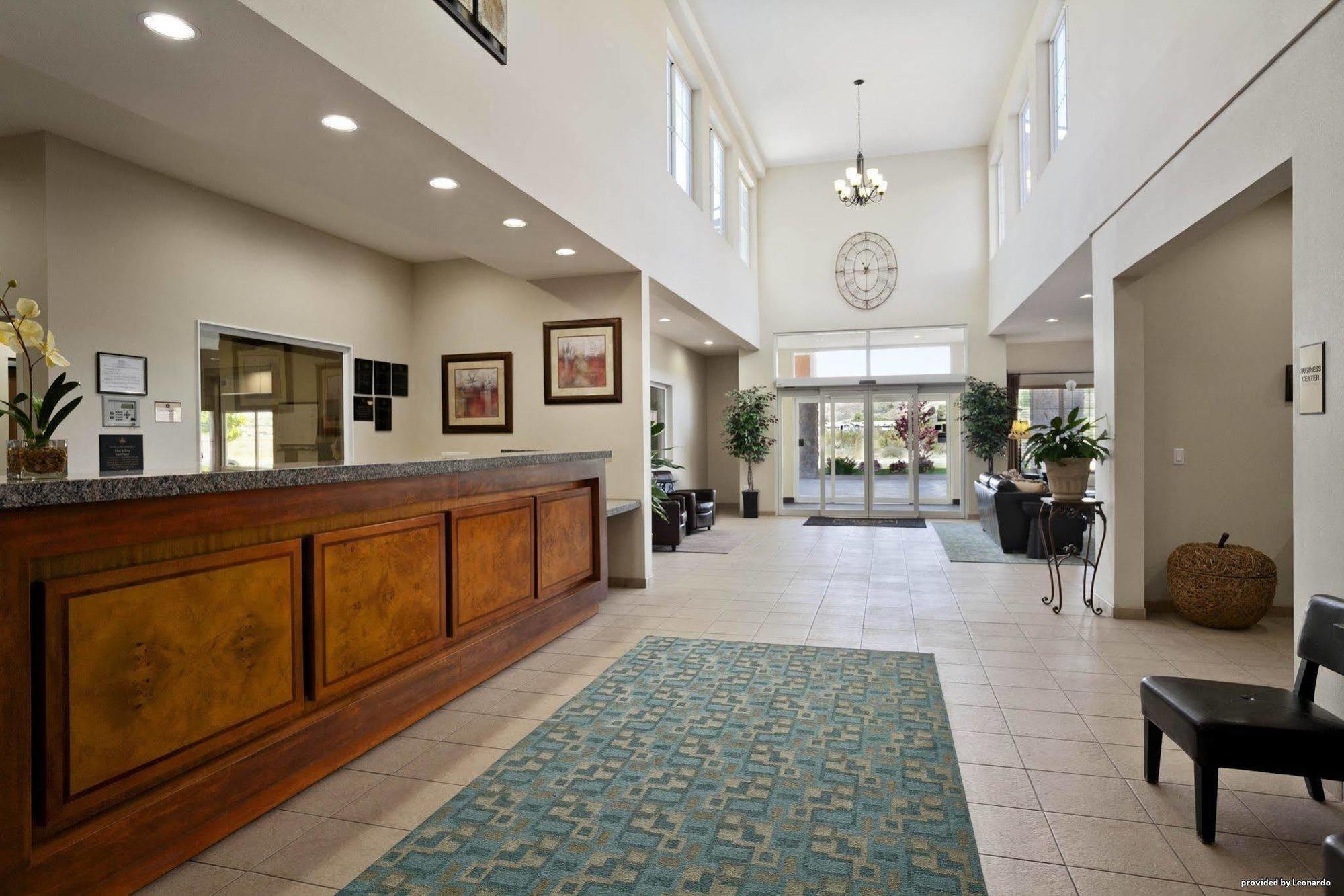 Best Western Plus Peppertree Inn At Omak Extérieur photo